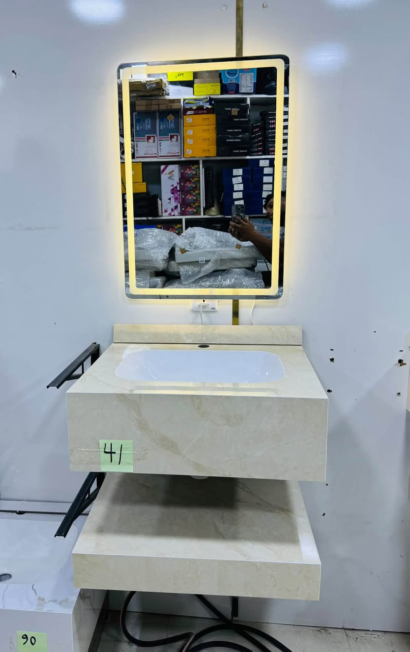 🛁 بعون الله تعالى وصلت مغاسل بورسلين ماركة TEEKA VIT الأمير ✨

✅ درجة أولى
🎨 متوفرة بقياسات وألوان مختلفة
💎 جودة وأناقة لتناسب مختلف الأذواق
🔥البيع جملة
📍 العنوان: بغداد – شارع الكفاح – مقابل مصرف السباع
📱 للاستفسار والطلب (واتساب): ***********
