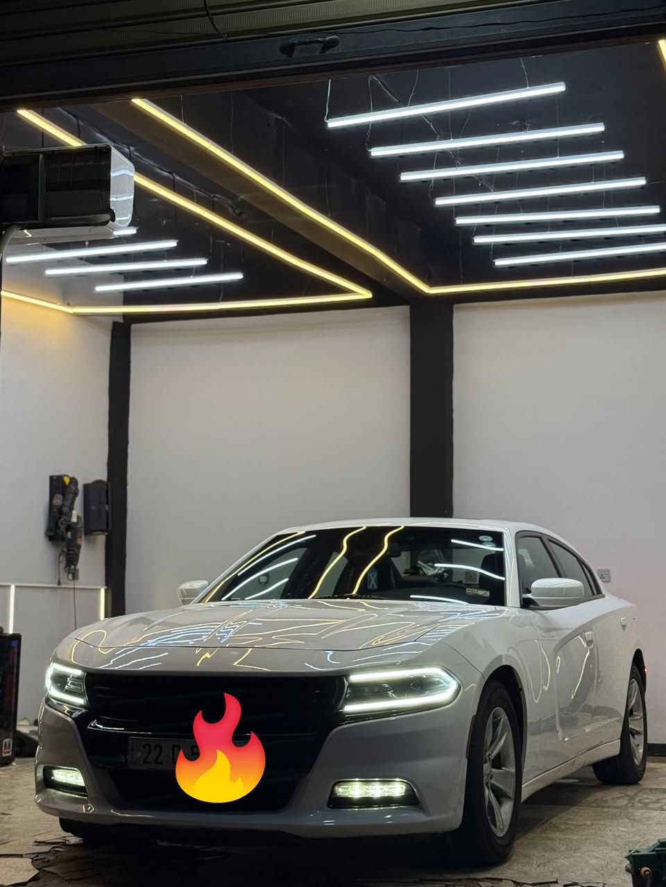 جارجر موديل 2018 sxt بلاص
السياره استخدام شخصي وكلش نضيفه كلين تايتل 
وبيهه مكانين بارد خفيفات كلش كفاله عامه 
سنويه 2031  بأسمي وهزه جديده بعدهه ممنتهيه
كبل احولك تايرات جدد صدر جديد قبل كم يوم داخله 
عنايه بولش ونانو سيراميك
♦️ماشيه 100mi
♦️شاشه جبيره 
♦️كشان خزن ميموري
♦️كشنات لون بيجي بلادي 
♦️كشنات تدفئه تبريد 
♦️مري قلاب ورادارات جانبيه
♦️فتحه سقف 
♦️تحكمات ستيرن
♦️هواي بعد مواصفات 
وكلشي موجود بلسوك اتعجبك اتصل وبالعافيه عليك

مكاني بغداد 
رقم ***********
