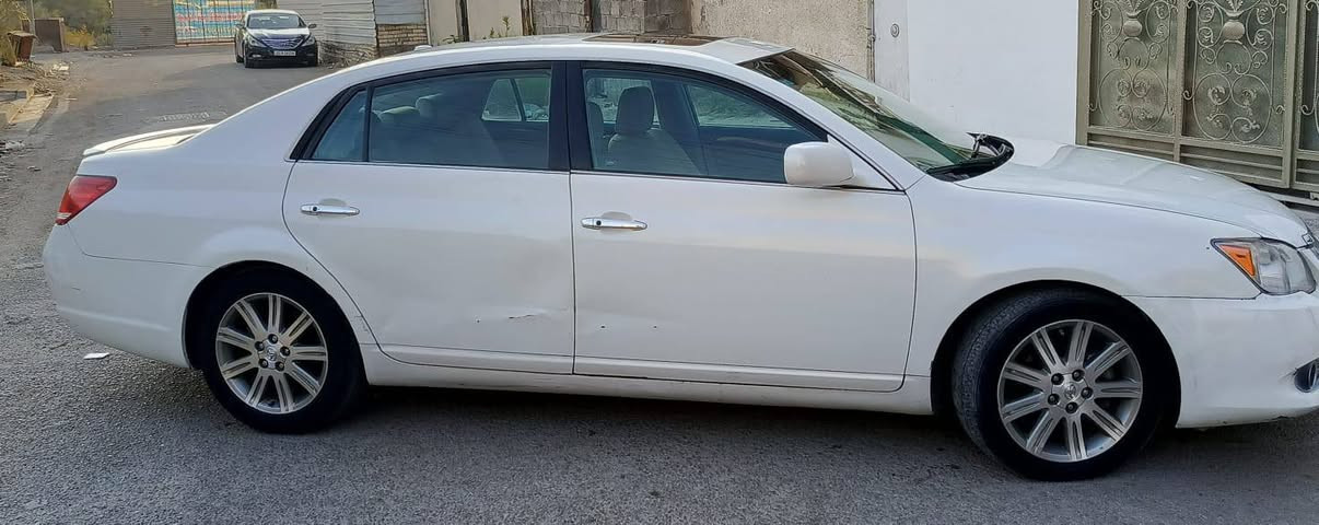 السلام عليكم
تيوتا  افلون موديل  2010 وارد خليجي
 فول موصفات لمتد
 بصمه فتحه حساسات خلفيه مري شفط
 كشنات كهرباء وجلد برده خلفيه
 مكينه وكير وحداديه جدد 
6 سلندر
 تبريد قطعتين 
كهربائيات كلها شغاله
 رقم بغداد باسمي 
 ويل كب جديد (6بصمات) 
السعر 118
بغداد حي الجهاد 
***********
