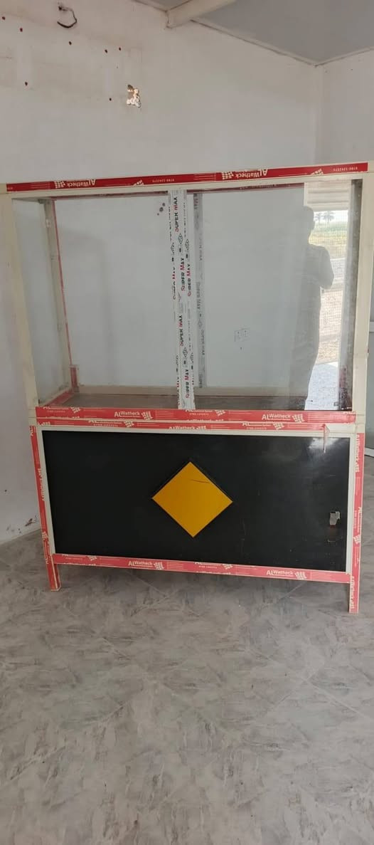 ميز لفات مرتب شغل درجة اولى مستخدم قليل سعر 125
للاتصال ***********
