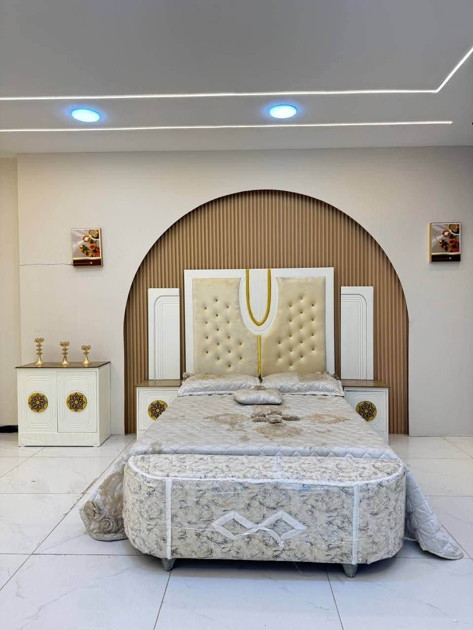 ~ قسم غرف نوم / 2 نفر ~
• غرفة نوم صاج تصميم حديث .
• الخارج صاج 4 ملم MDF .
• الداخل صاج 3 ملم .
• صبغ مرمري درجة أولى .
• عدد قطع الغرفة 7 قطع :
1- سرير قياس 200 × 160 سم .
2- ميز جانبي ايمن قياس 50 سم .
3- ميز جانبي ايسر قياس 50 سم .
4- زاويا ارتفاع 200 سم ، عرض 80 سم .
5- ميز بلازما .
6- ميز مرآة ارتفاع 200 سم ، عرض 120 سم .
7- كنتور 6 ابواب ارتفاع 215 سم ، طول 315 سم .
• القطعة الثامنة ( طابورية ) حسب الطلب .
• يسعدنا تواصلكم ويانا عن طريق :
1- مراسلة الصفحة .
2- وتساب : ***********
• يتوفر توصيل لجميع محافظات العراق .
FU Adverts 
#fuadverts
