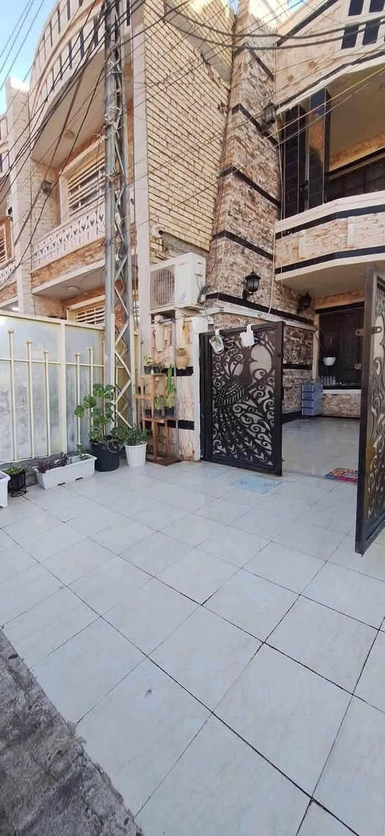 اعلان ●○● للبيع 

بيت 《١٠٠ متر》 بناء حديث 
الواجه《 ٤ متر》 النزال 《٢٥ متر 》
الواقع في حي الجهاد ديوان الضباط على شارع ١٥ مقابل مجمع ريتاج السكني
محتويات البيت ¿¿¿¿
《٣ غرف نوم 》《٢ خدمات》《 صاله ضيوف》《 مطبخ حولي》《 مناور  وسطحين 》

للاستفسار مراسلة الصفحة او الاتصال

على الارقام واتساب

☎️ ***********

☎️***********

زورو موقعنا ((مــكتــب بــاب الحــارة)) في حي الجهاد مقابل ((جامـــع النــور))ومجاور(( الاطباء والخارجيه)) يوجد كافة العروضات وكافة المساحات للـــدور والاراضـــي
بإدارة 《《السيد ابو انس 》》🇮🇶🇮🇶
《حساب تيك توك 》
https://www.tiktok.com/@bab_alhara87?_r=1&_t=ZS-97SPWBaRC5c

《《موقع المكتب 》》
https://maps.app.goo.gl/6xEom8mKepEY5pcb6?g_st=ac
