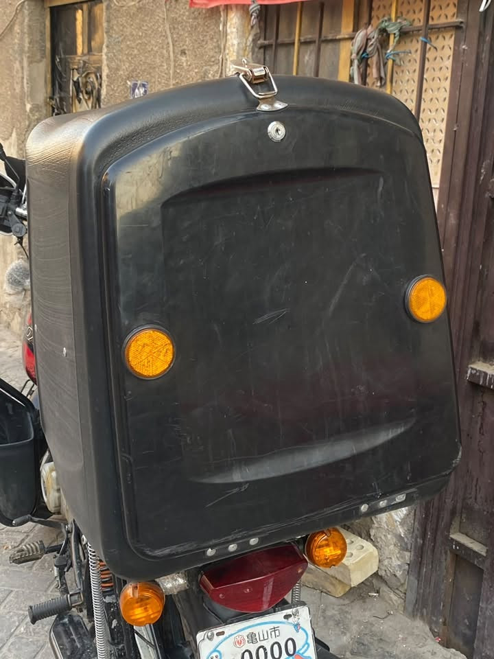 صندوك بلاستك للبيع ما صارلي فترة من اخذته 
عارضة ب٣٠ وبي مجال مكاني مدينة الصدر
*********** بي واتساب ورصيد
