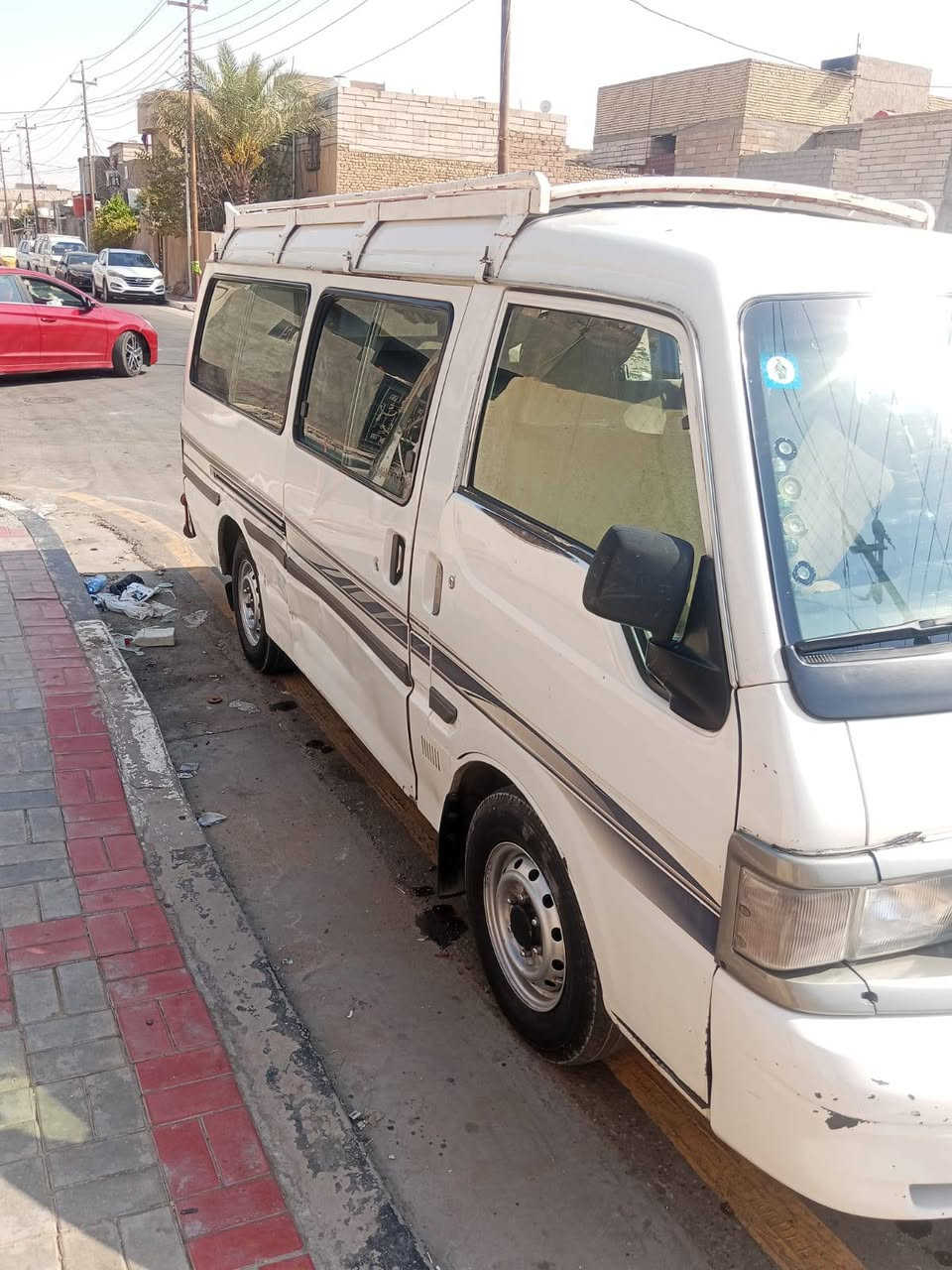 سياره مازده بومه للبيع ***********
تخم تاير جديد حداديه جديده 

گيرمكينه مكفول سياره جاهزه السعر خاص 
مكاني كربلاء
