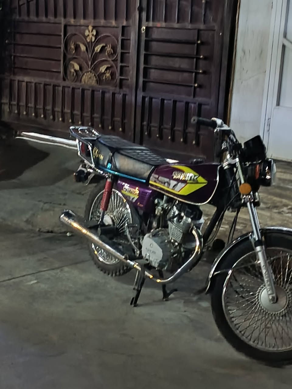 دراجة سولنك للبيع ☑️🏍
موديل 2022

كهربائية كامل شغلة

ملاحضه (دراجة مفتوح فقط قبق المحرك الفوك يعني مال فيلز) 

رقم *********** 

سعر 575بي مجال
