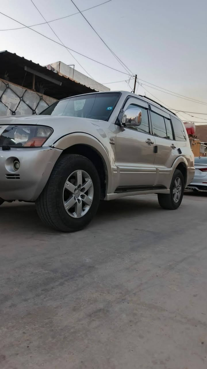 السلام عليكم باجيرو موديل 2006بيهه صبغ حزام سبعه راكب رقم بغداد تحويل محرك 3800 مكان ناصريه سعر 90ستفسار عل الرقم انه مكلف بنشر ***********
