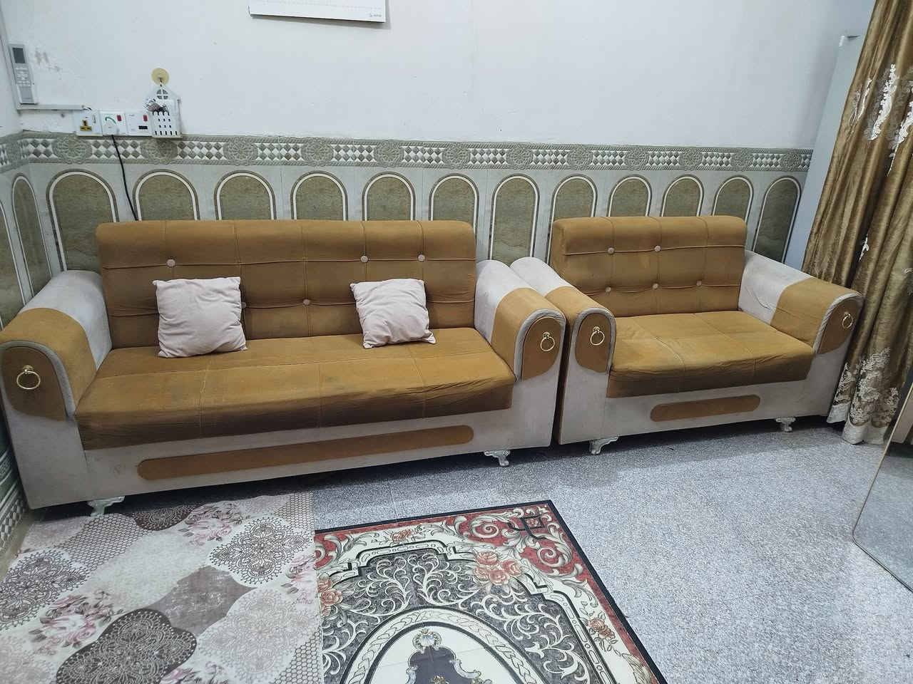 متاح تخم قنفات مع اثنين اضافي اللون ازرق العنوان كربلاء حي النضال السعر 150الف ***********
