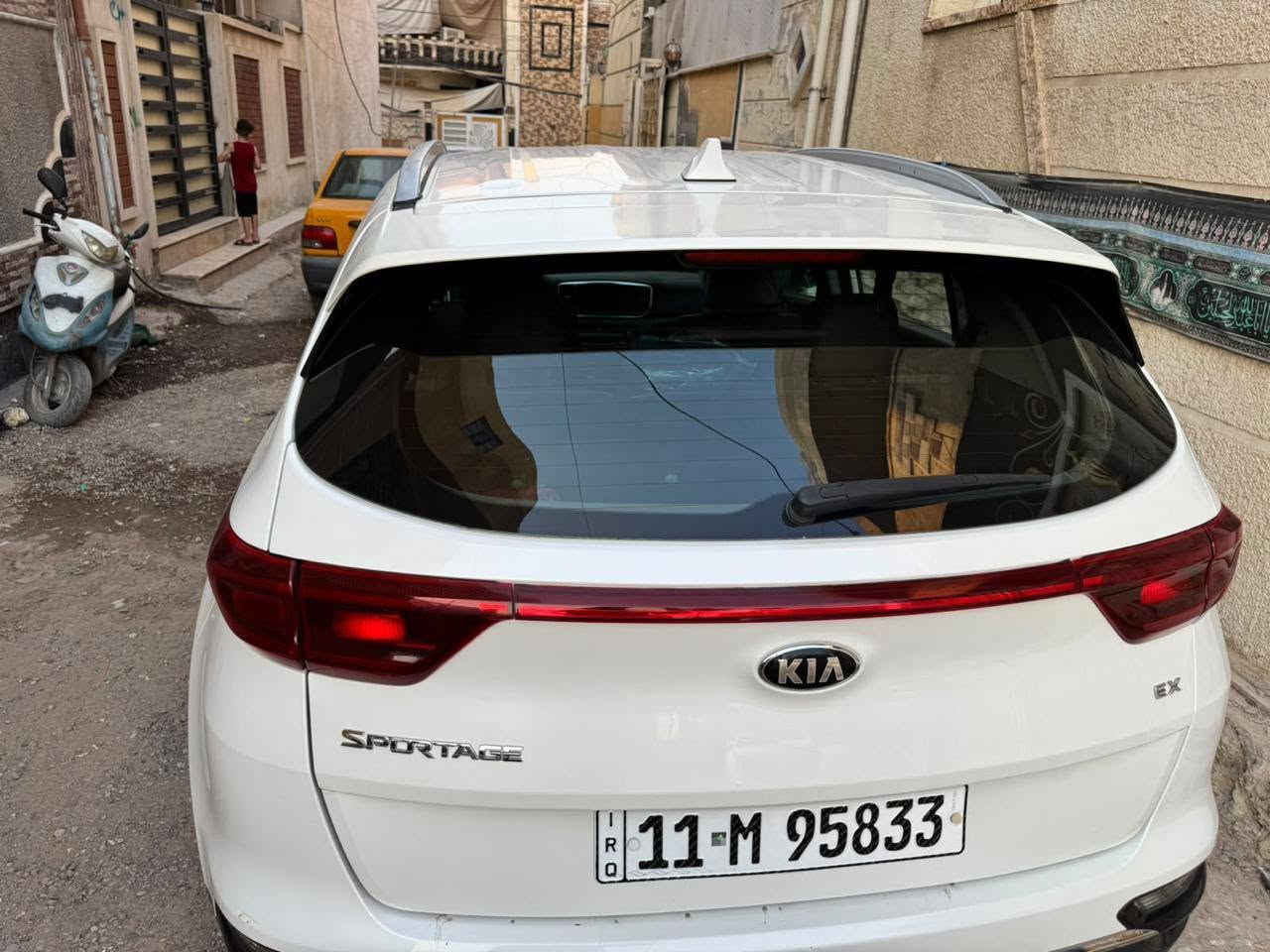 سلام عليكم البيع اسبورتج موديل 2020 وارد امريكي نص فول رقم بغداد دولي مكان السياره بغداد كاظميه السعر 145 وبيه مجال رقم ***********
