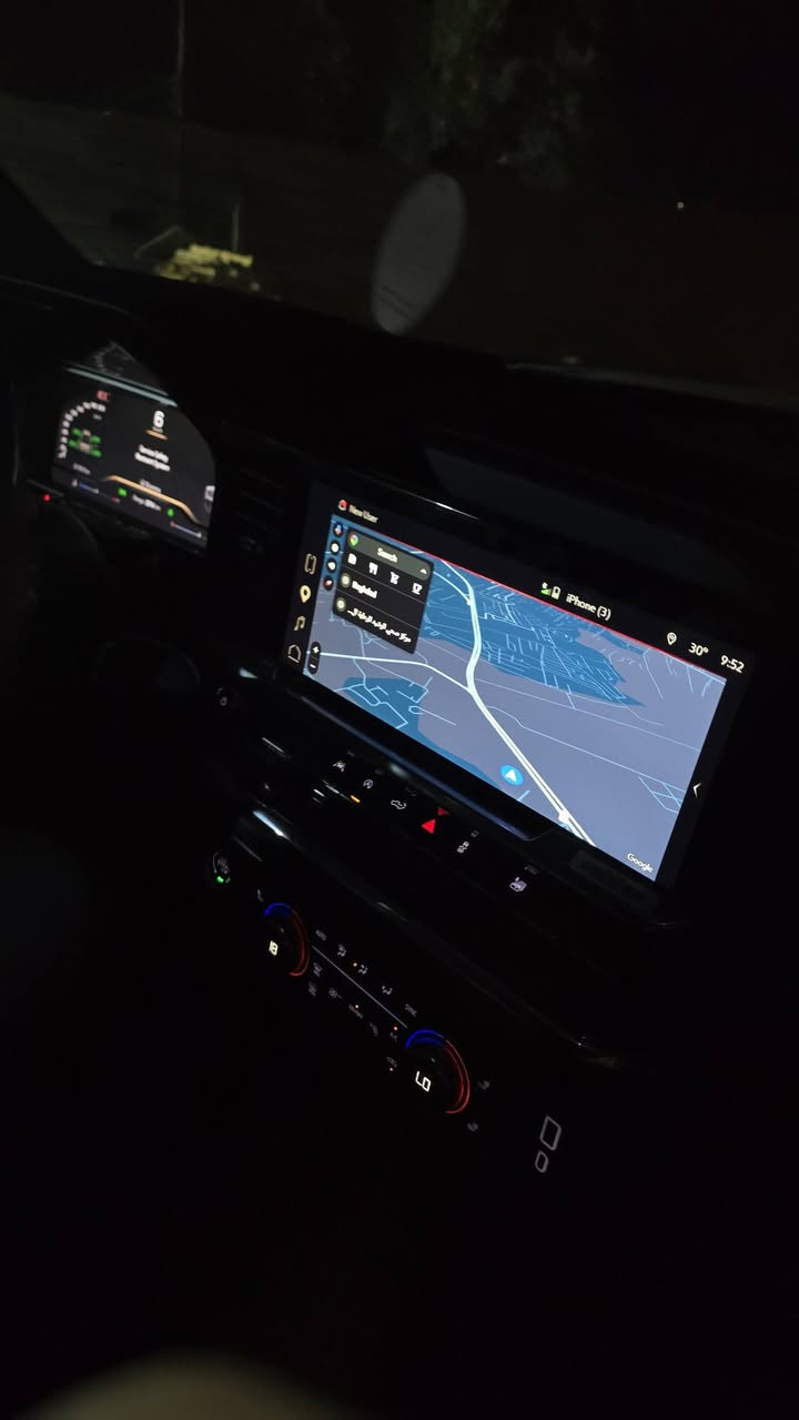 سلام عليكم. للبيع 🛻✨
​: جمسي سيرا (GMC Sierra)
​الموديل: 2024
​المحرك: 4 سلندر2700 تيربو 
​الحادث / البنيد:  ومدكر فقط
باب طويل بدي قصير دشبول حديث 
كاميرات وليدات كاملة
​السيارة جاهزة من كلشي، شغل وتوكل على الله ما تحتاج أي مصاريف.
​المكان: البصرة
السعر: 270 وبيه جال بسيط بيع فقط
رقم بغداد مميز تحويل مباشر 
ماشي 29 الف 
للستفسار ‭***********‬ وتساب اتصال

