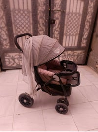 عربانة أطفال • قابلة للطي • نضيفة