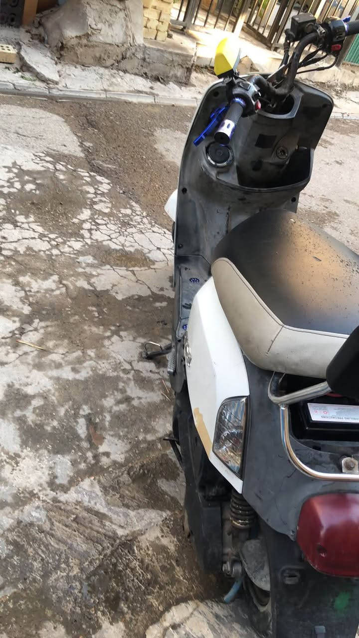 ماكس بوليس للبيع 
نوزل 
دراجه مكينه نشطه او كهربائيات كامله 
بيه نقوصات بصيطه 
***********
ما متوفر خاص فقط وتساب او رصيد
