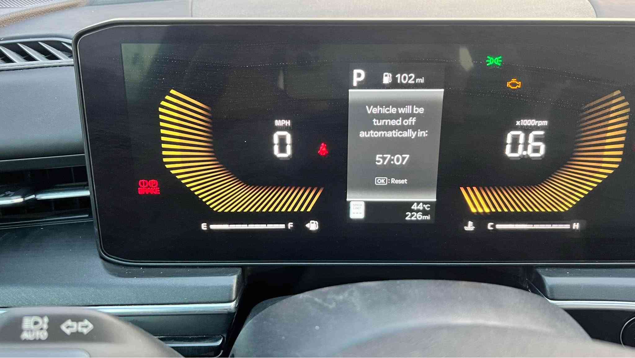 �

🚘 كيا K5 GT-Line فول مواصفات موديل 2025
🇺🇸 وارد أمريكي

✨ فول مواصفات
🔹 حادثها خشم: بنيد وبارد بالجاملغ
🔹 ماشيه فقط 226 ميل
🔹 زيرو بكل معنى الكلمة، نضيفة جداً
🔹 محرك 2500
🔹 رقم شهداء بصرة باسمي
🔹 صور الحادث موجودة بالمنشور

💰 السعر: 188 وبيها مجال

📍 مكان السيارة: البصرة

📞 اتصال أو واتساب:
*********** البصرة, العراق
