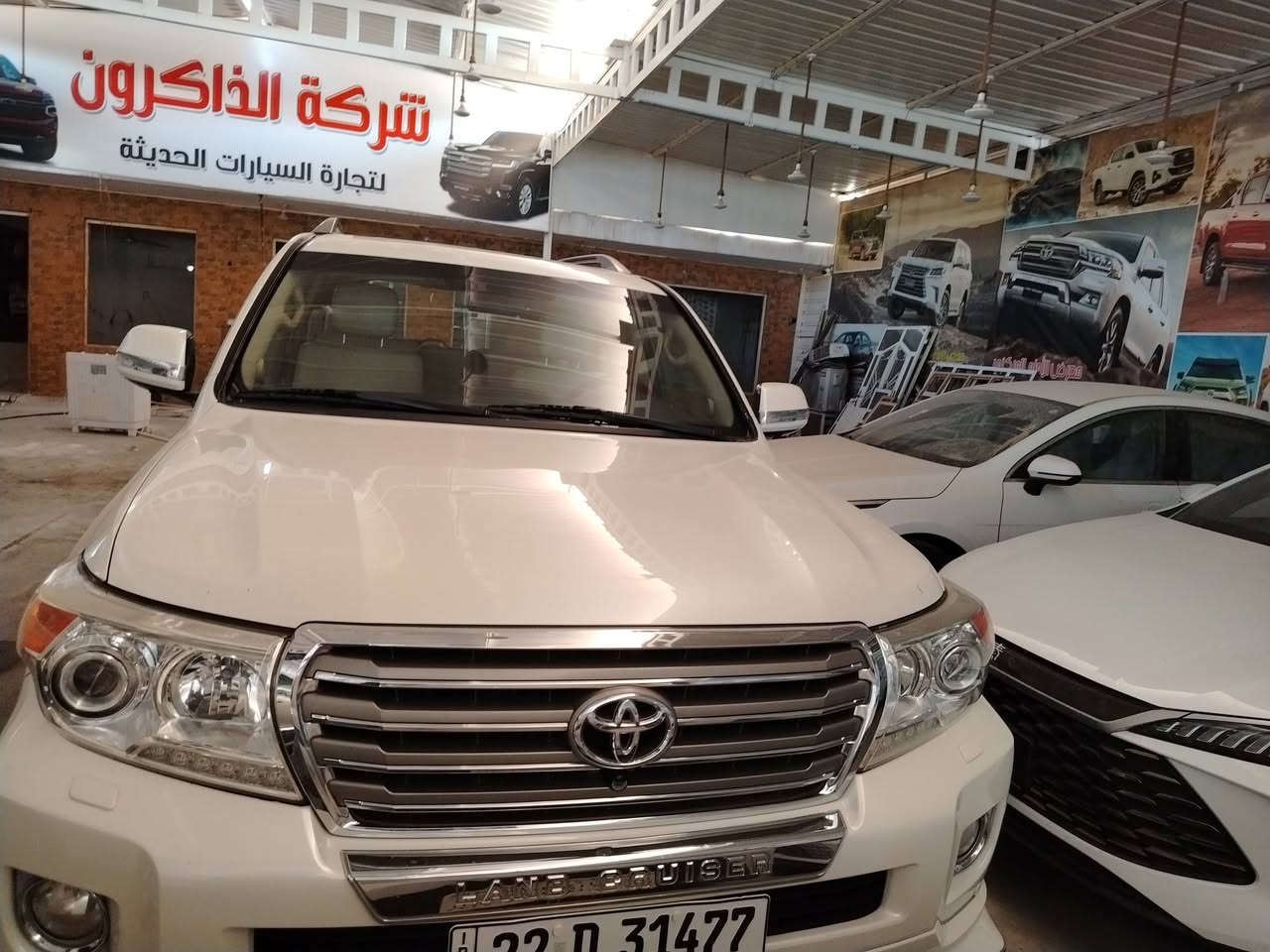 لاندكروز
الموديل : 2015
عداد المسافة : 90،000 كم 
كفالة عامة من الضرر 
السعر : 42،500 $

بغداد الكريعات الوقف السني ( شركة الذاكرون لتجارة السيارات ) 
للاستفسار 
*********** محمود 
*********** احمد
