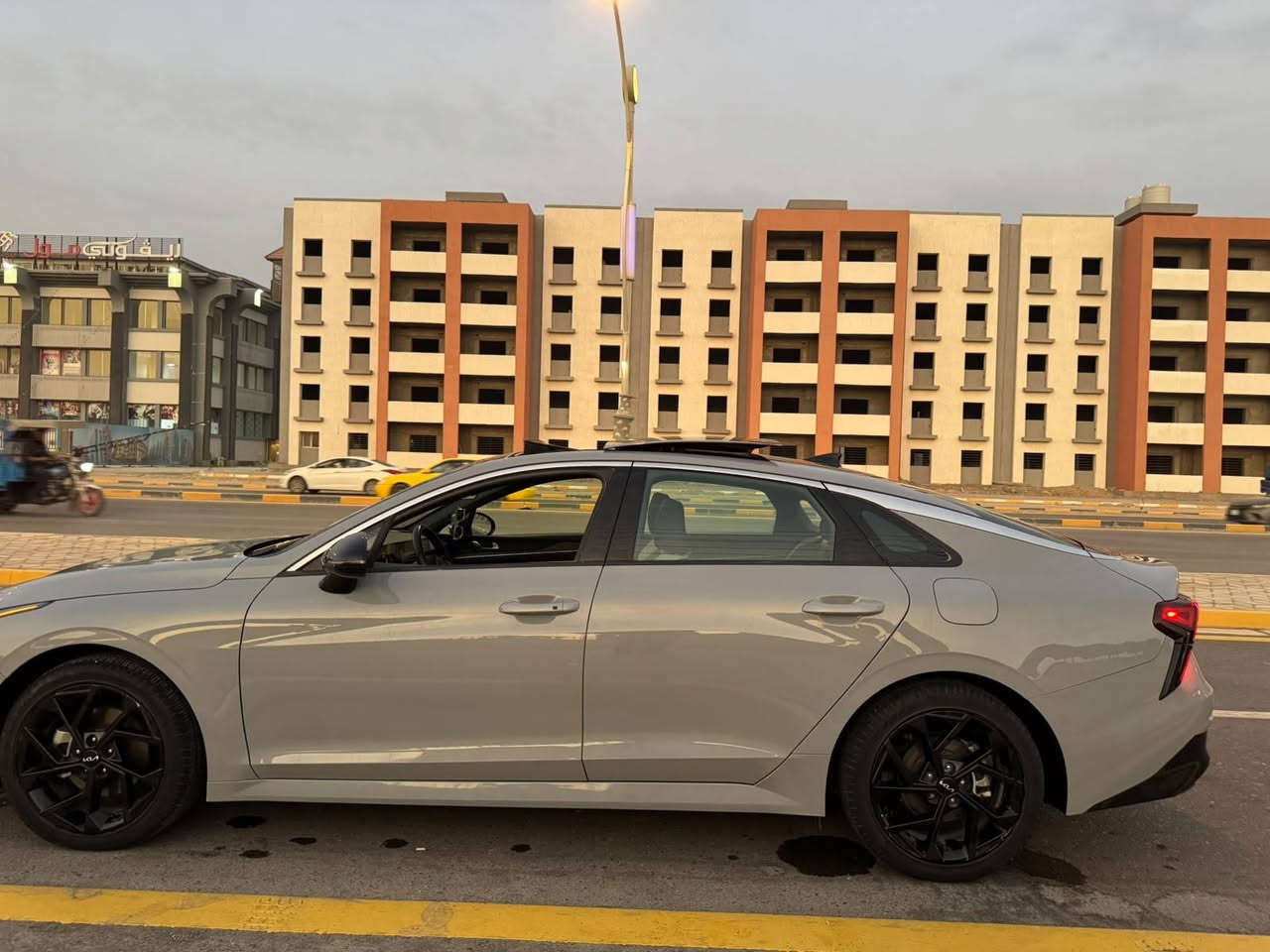 Kia K5 موديل 2026 وارد امريكي
شهداء بغداد وكاله عامه
حادث جدا سطحي فول مواصفات
ماشيه ٣٨ مايل 
مكفوله من صبع فقط ربع ابنيد
كشن كهربائي
تدفه تبريد الكشنات
تدفه ستيرن
مكان سياره الدوانية
سعر 193 $
***********
