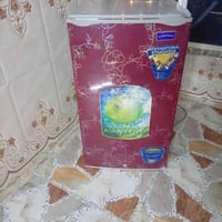 ثلاجه حجم 6 قدم نظيفه جدا للبيع السعر 75 الف و بيها مجال العنوان كركوك...