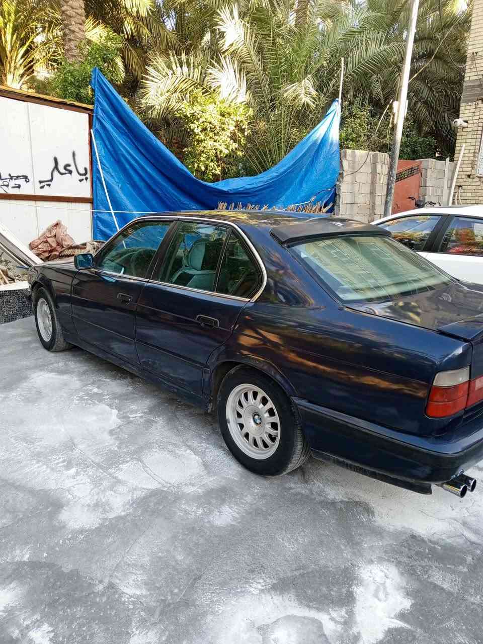 السلام عليكم
بيع او مراوس حسب النظافة بي ام دبليو كير عادي محرك مسكر رقم انكليزي ديالى حجم 525 تبريد موديل 91 صدر امامي خلفي نظيف كهربائيات شغالة داخل نظيف السعر 55 اتصال *********** مكان كربلاء
