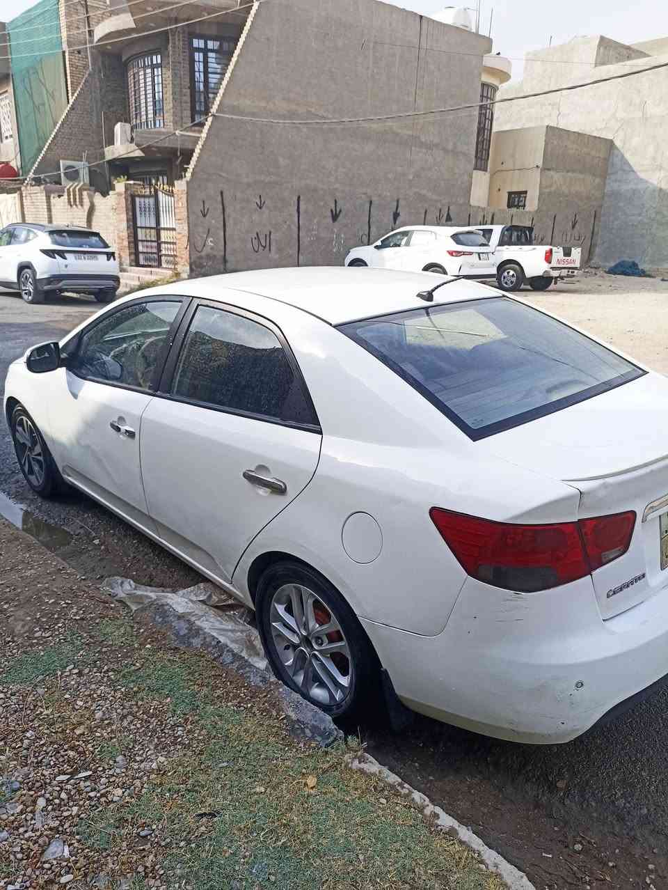 السلام عليكم
للبيع سيراتو موديل 11 بيها قطع صبغ وبيها شوي بارد
السعر ب80 وباقي التفاصيل اتصل وتدلل بيع مستعجل
اتصل ***********
