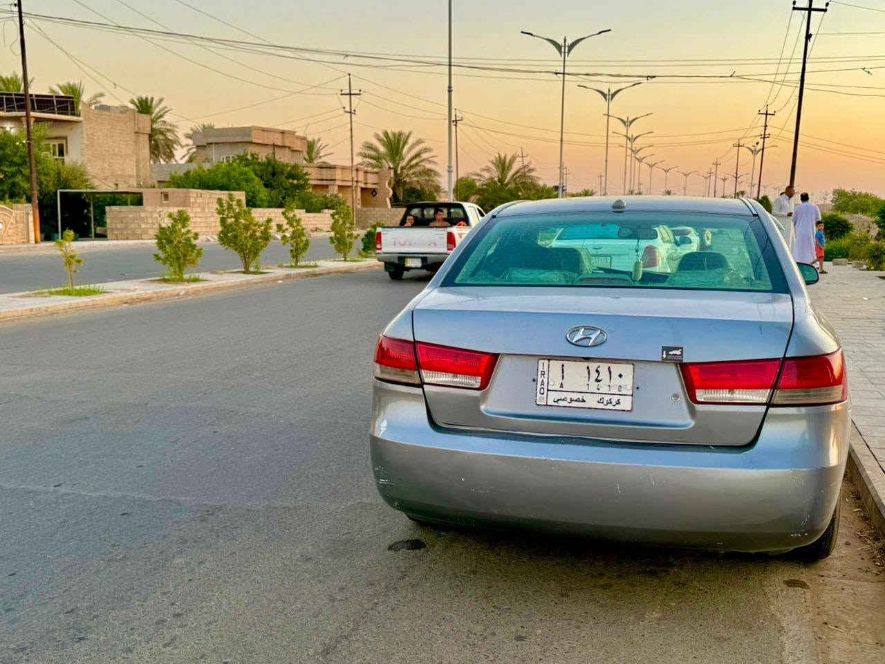 السلام عليكم سوناتا للبيع ٢٠٠٧ وارد امريكي دوش ٢٤٠٠ صبغ عام اثر جراد ضرر جاملغ خلفي بامريكا تخم تاير جديد كبل شهر شديتو صدر امامي خلفي مبدل جديد مشط ستيرن جديد سياره مصروف عليها سنويه بعدلها سنتين شرط التحويل اتصال وتدلل***********مكانها الشرقاط السعر ٨٥
