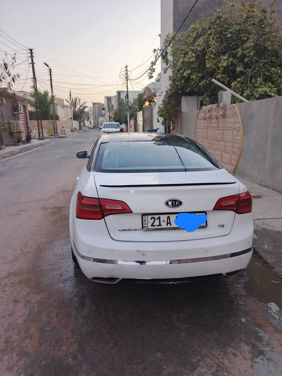 بيع مستعجل كادينزا رقم سليمانية باسمي خليجي ١١ بيها جاملوغ خلفي. وبيها مكانات رش وصبغ. ابيع حزام. كير محرك تبريد باتري تايرات داخل الجلد ومغلف أيضا مكان رمادي *********** السعر 88
