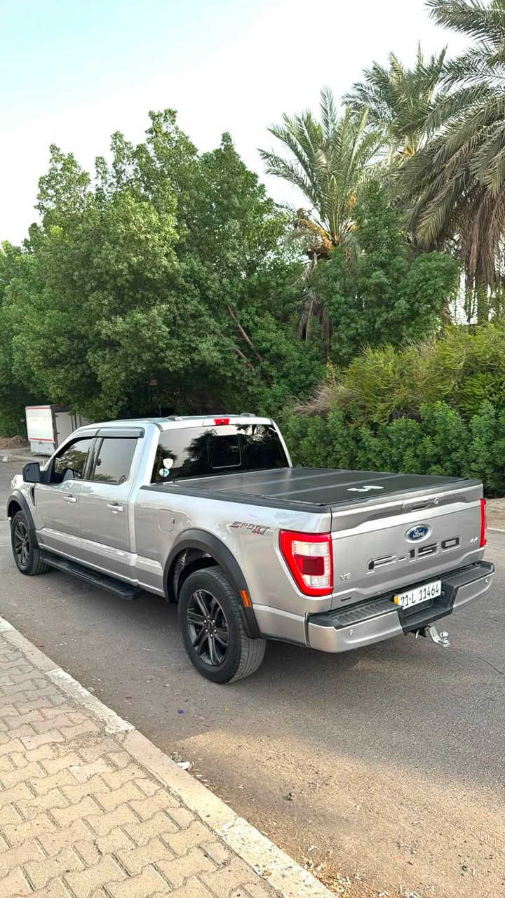 سلام عليكم للبيع 🔥 Ford F-150LARIAT 2023 – 🔥

🚘 الموديل: F-150 2023LARIAT
⚙️ المحرك: 5.0 V8
🔄 گير: أوتوماتيك طياره عشر نمر 
🛞 دبل 4×4

✨ المواصفات:فول عد البنوراما
• جلد فاخر
• كراسي أمامية كهربائية + ذاكرة
• تبريد وتسخين المقاعد
• تسخين الستيرن
• شاشة كبيرة 12 إنچ
• Apple CarPlay + Android Auto
• كاميرا 360°
• حساسات أمامية وخلفية
• مراقبة النقطة العمياء
• رادار + مثبت سرعة متكيف
• تحذير مغادرة المسار
• فرملة طوارئ أوتوماتيكية
• تشغيل عن بُعد
• دخول وتشغيل بدون مفتاح
• شحن لاسلكي
• إضاءة LED كاملة
• مرايا كهربائية قابلة للطي
• فتحة خلفية كهربائية
• نظام صوت B&O
• شاشة معلومات رقمية
• دفع رباعي 4×4
• ويل 20 إنچ
• كاميرا خلفية
• حساسات مطر
• إضاءة داخلية Ambient
.بصمات بل ابواب 
.هوك خلفي 

رقم سليمانيه بسمي وكاله او تحويل 
بيه باج تضليل 80‎%‎ 
ماشيه 55الف 

السياره وارد كندي كلين حادثه فقط  سرقه مري جانبيه 
مكانه بغداد شارع فلسطين 
السعر 370$او بيه مجال نشاءالله 
***********
