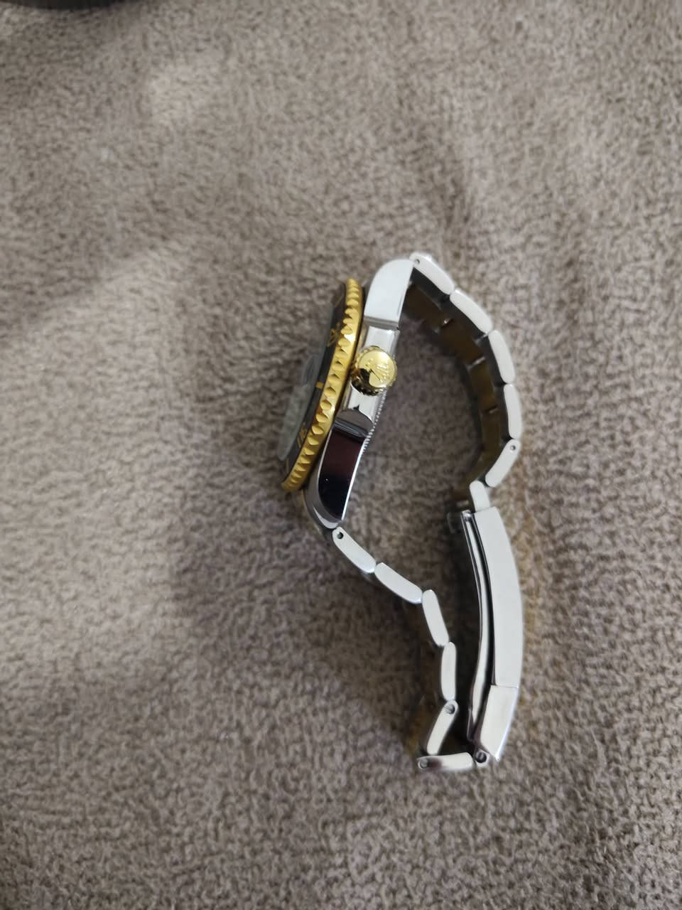ساعة روليكس كوبي درجه ثانيه اوتماتيك تشتغل على نبض القلب فسفور 🌃 ليلي والله العظيم صارلي 6ايام مشتريها السعر 125وبيه مجال للطيبين رقم موبايلي ***********
