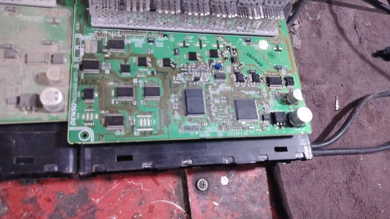 🔧⚡ استبدال BCM ومعالجة أعطال كهربائية متعددة

🚗 السيارة وصلت إلنا وهي تعاني من:

❌ توقف الإشارات عن العمل
❌ توقف اللايت عن العمل
❌ توقف نكرت السلف عن العمل

🔍 بعد الفحص والتشخيص تبيّن وجود عطل في BCM.

🛠️ تم استبدال الـ BCM
💻 تعريف الـ BCM على السيارة
🔄 نقل المعلومات والبيانات الخاصة بالسيارة
✅ فحص جميع الوظائف والتأكد من عودة المنظومة للعمل بصورة صحيحة.

التشخيص الصحيح = إصلاح صحيح من أول مرة 💪🔧

📍 ورشة أنور سوزوكي وإكونوكس
كربلاء المقدسة – الحي الصناعي – الأبلوك الثاني – شارع السايدين – سايد الدخول
📞 ***********
📞 ***********
