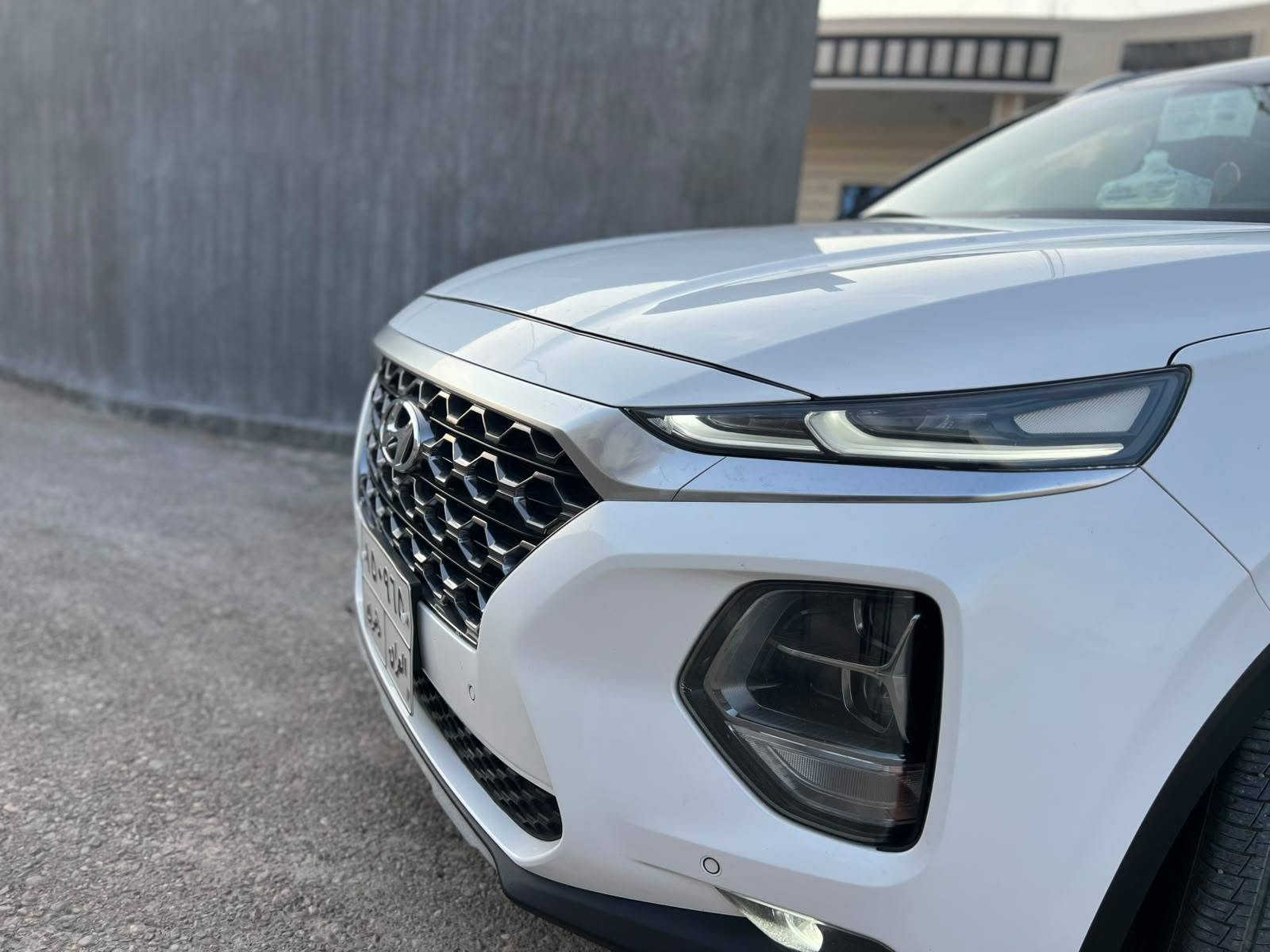 🔥 للبيع سنتافي خليجي موديل 2020 🔥
🚘 سنتافي خليجي 2020
✅ مكفولة من الضرر والصبغ
✅ بارد إصبعين فقط
✅ سيارة فول أوبشن عدا البنوراما
✅ ماشية 153 ألف كم

🔹 المواصفات:
• بصمة أبواب
• بصمة تشغيل
• تشغيل عن بُعد
• كاميرا خلفية
• شاشة
• حساسات أمامية وخلفية
• 3 وضعيات قيادة
• شاحن لاسلكي
• تبريدات خلفية بلادي
• مواصفات خليجية
• ⁠تبريد 3قطع
• ⁠سبعه راكب

📌 السيارة نظيفة ومواصفاتها حلوة، جاهزة للفحص والشراء.

📞 للاستفسار والتواصل:
[ضع رقم الهاتف هنا]***********
