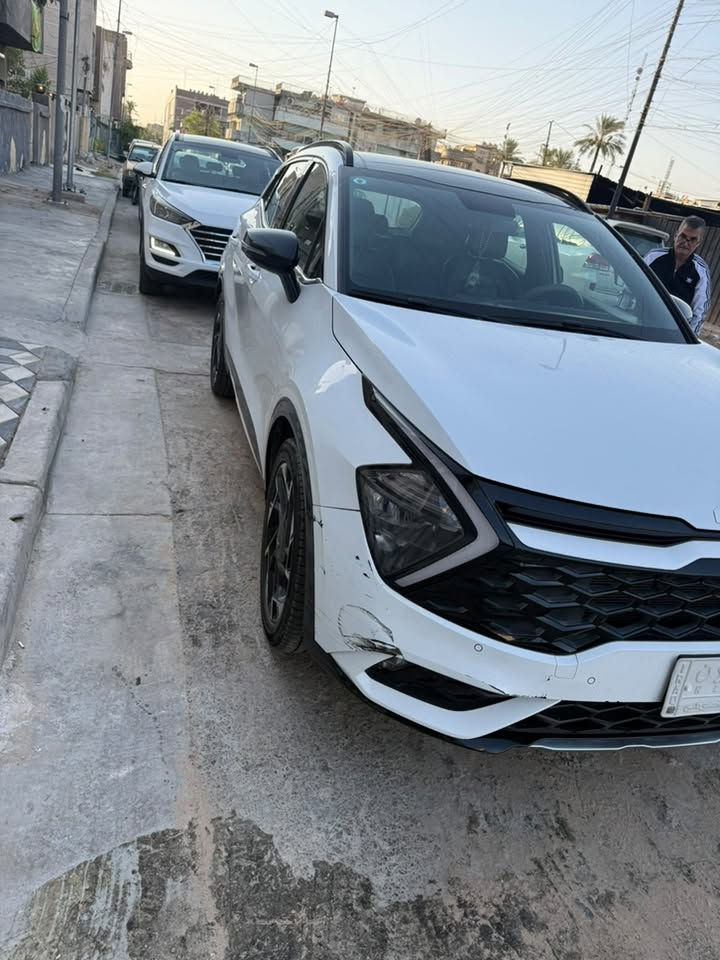 كيا سبورتج موديل جيتي لاين معرفوه موصفاتها 2024 كفاله عامه من صبغ بس بيها ملاحضات شخوط دعاميه وبل باب كم شخط بولش يروحن بسيطه ستخدام البيت العنوان شارع فلسطين 
فقط بيع الاتصال برقم
***********
