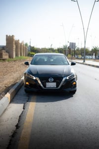 التيما 2019  مواصفات sv بلص  بدون صبغ بدون ايرباك فتحة رادار نقاط عميا...