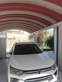 كوراندو موديل ٢٠٢٥ ماشية عشرة آلاف فقط كفالة عامة حرة بأسمي  السعر ١٨٠...