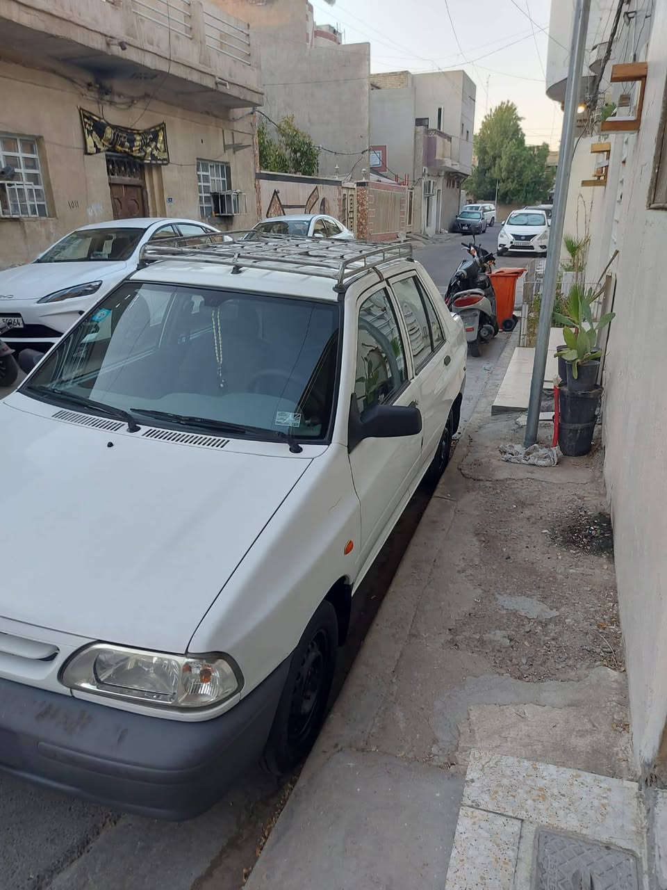 السلام عليكم سايبه موديل ٢٣ خصوصي باسمي شرط التحويل 
المكان بغداد الكاظميه ماشيه ٨٠ السياره نضيفه تبديل باب خلف السائق فقط السعر ٦٣ الشراي يتصل ***********
