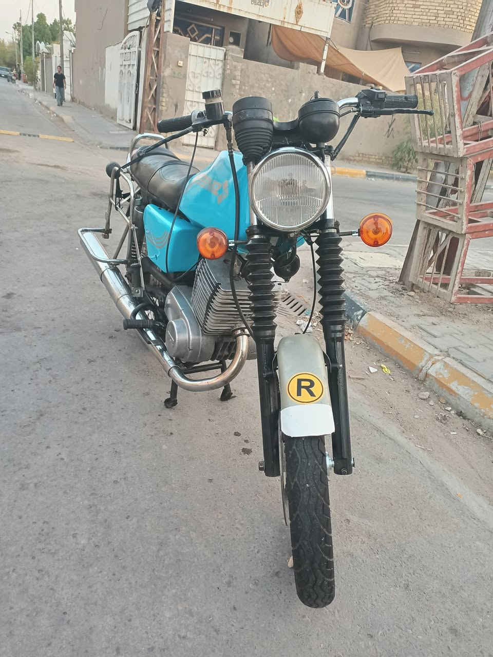 من رخصت مدير الكروب سلام عليكم دراجه موديل ٨٢ دراجه حلوه بمعنه الكلمه بوش 4 صوت ناعم ويخبل دراجه حلوه نصبتهة مثل ماموضح بالصور ماكنيت لحيم بلخشم اوصوب واحد جوه الكشن ومصلح بلادي العنوان واسط السعر خاص *********** رجائن الموشراي يعبر المنشور اولحد يخابر ويكول شبيهة كلشي ذكرت بل منشور دراجه بدون بدون بدون
