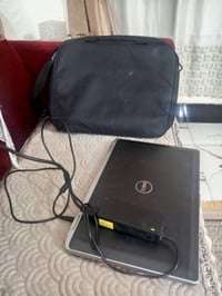 لاب توب دل • نظيف • بطارية ضعيفة