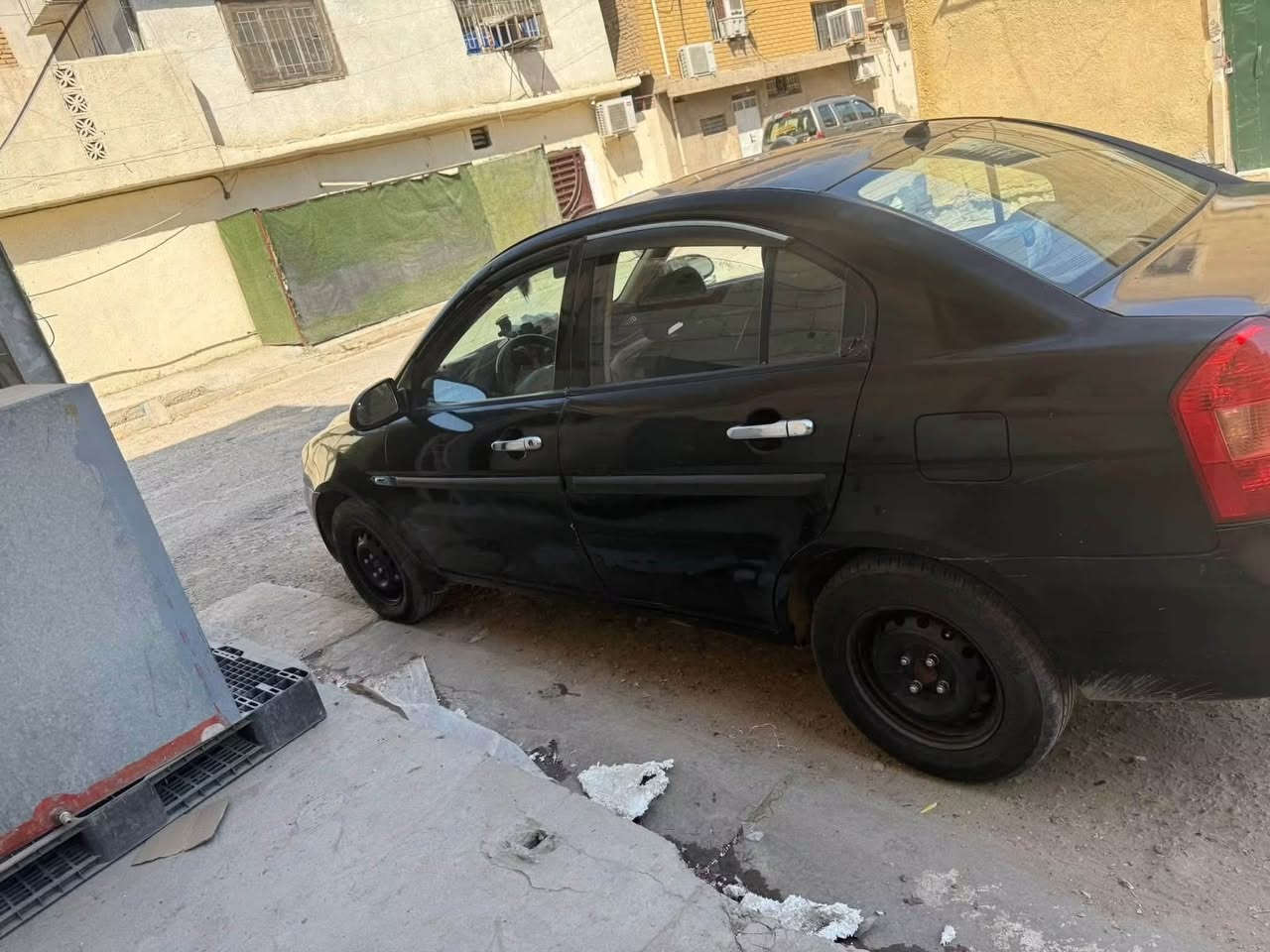 اكسنت2009 خليجي رقم أنبار باسمي مكينه 1600 الشركه العامه التحويل  ثاني يوم مكفوله سياره جاهز كير مكينه تخم تاير تبريد وشاشه وكامره حداديه جديده كله مكفول بيها طخة خفيفه ب الباب الي عكس السايق موضحه ب الصور  السعر 65$وبيها مجال ان شاءالله 
العنوان بغداد الشعله 
الأستفسار الرقم (***********)
