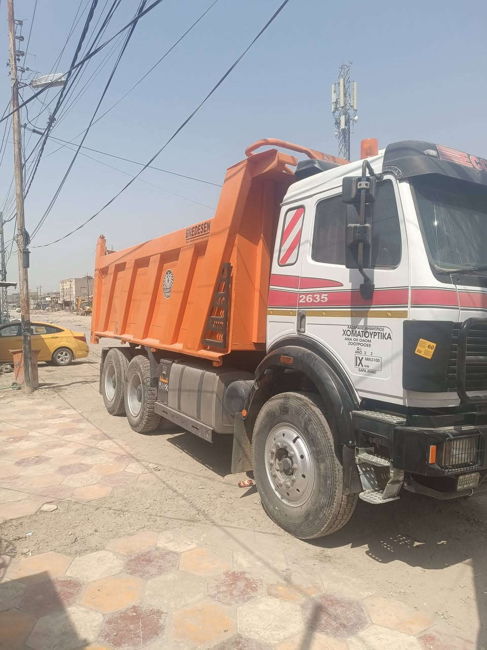 سلام عليكم سياره للبيع كرواتي موديل 94 مكينه 35  دبل تيربو لا تنقيص وله بخار كير فافون 180 مجموعه جيف رباط عدل تخم تاير مئسسه مقطوره سياره خير من الله سعر 450 شرايه تصل على هذا رقم مكفوله كفاله عامه ***********

