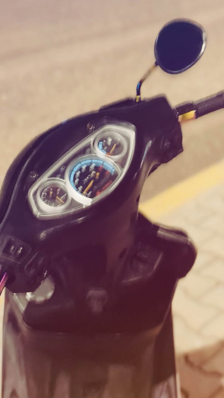 كامكوG4 للبيع دراجة جديدة مكينة ما مفتوحة
كهربائياتة كلها شغالة لايت لد عالي ناصي 

شلعة ومعدل 

العنوان النجف الاشرف 

للاستفسار الاتصال على الرقم ***********

السعر 600 وبيها مجال قليل

للبيع فقط غير متواجد على الخاص
