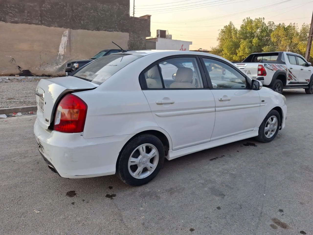 السلام عليكم اخوان للبيع هونداي اكسنت خليجي موديل 2011 رقم اربيل الدولي تحويل مباشر محرك 1600 السيارة بيها حادث خفيف جاملق خلفي موضح بل صور تبريد ثلج السعر ٧٥ورقه وبيها مجال بسيط للاتصال *********** مكان بغداد اخوان  ملاحظه مهمه جدآ  لحد يكلي ناشرها قبل يومين باسعر  40ورقه هذا واحد قفاص ساحب الصور من المنشور بلفيس بوك  وناشرها يقفص علئ الناس وياخذ عربون عبر الكي كارت وشكرآ لكم جميعآ
