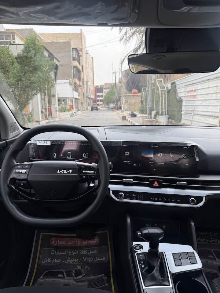 كيا سبورتج للبيع 
موديل 2026
ماشية 2000 / على وضع الشركة 
مواصفات الموجوده في سيارة
كامرة دوارة 
رادارات جانبية واماميه 
سيارة جديدة 
سعر 220 $
سيارة جديدة ما بيها اي نقص 
مكان السيارة في ميسان 
للتواصل ***********

