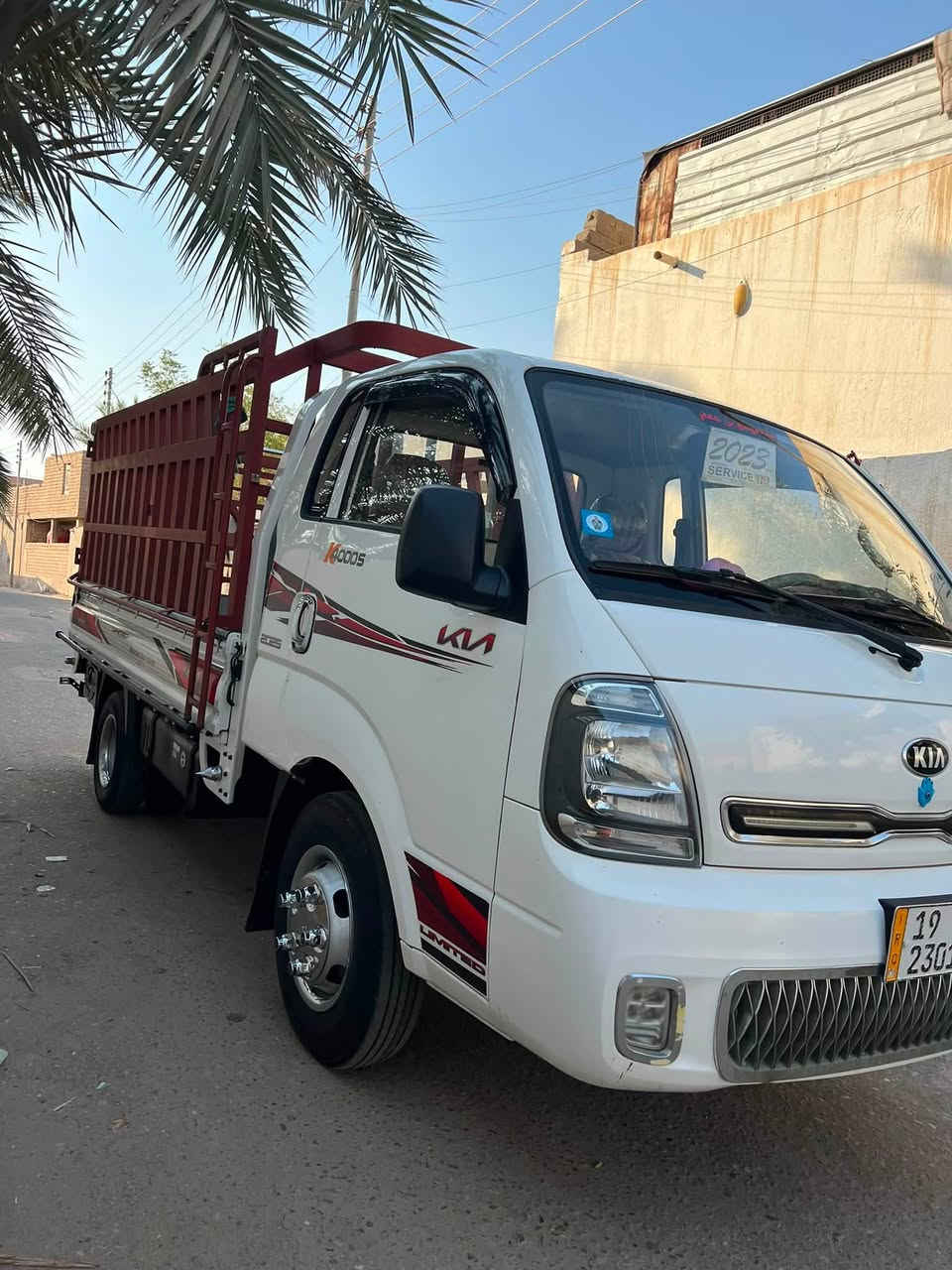 ‏فحل للبيع مقفول كفالة عامة تاير محور 14 سدد 27 كأنكم محور ما ناقصها شيء السيارة مقفول عامة مكان السيارة بصره قضاء المدينة٠ صفر￼*********** رقم الهاتف￼
