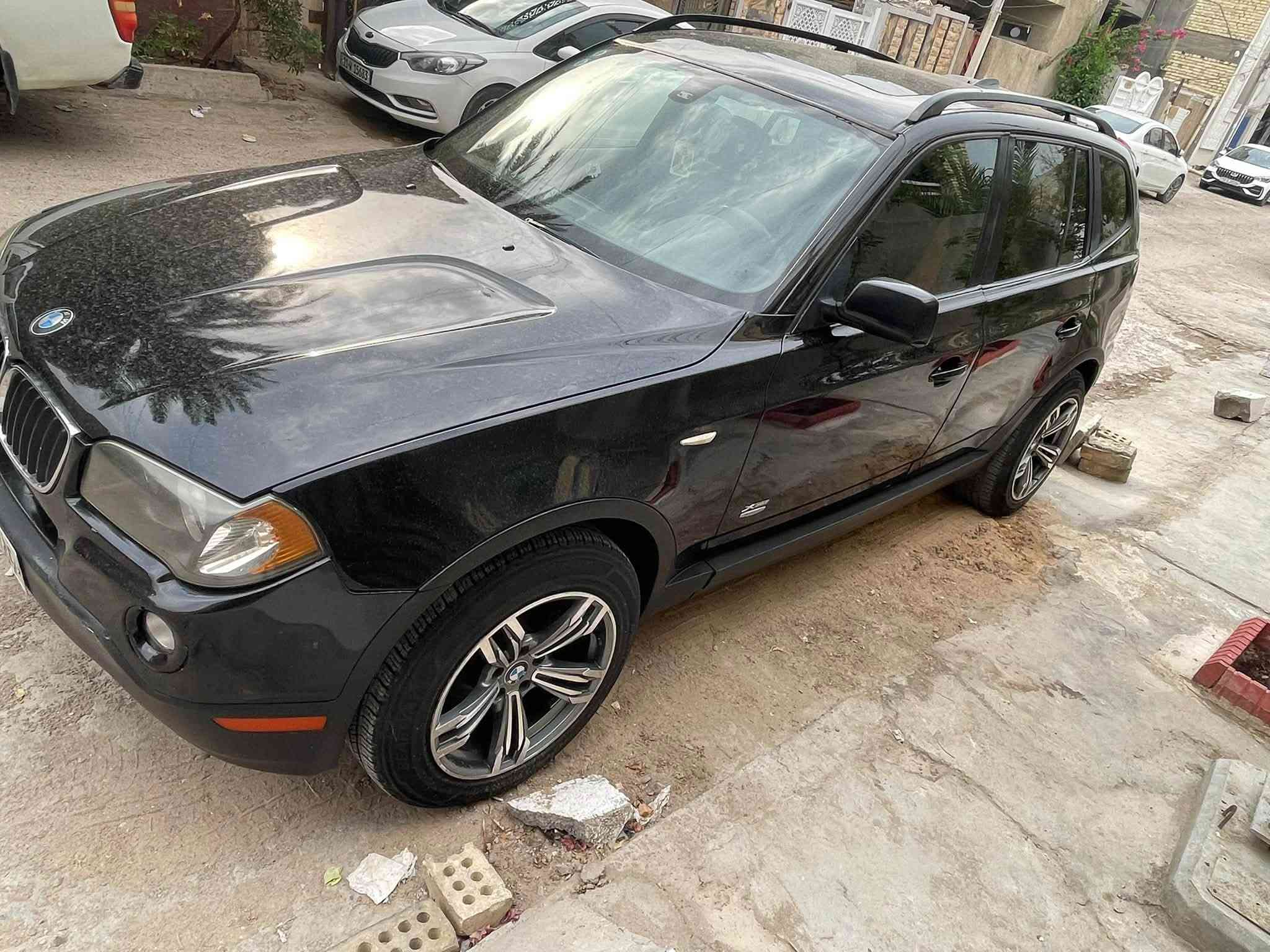السلام عليكم 
X3
للبيع موديل 2009
محرك n52
فول مواصفات واحد على واحد 
تبريد  
حداديه 100/100
رقم بغداد بسمي  
بدون اي ضرر 
فقط صبغ للجمالية اثر جراد وصبغ جديد 
نضافه السياره 100/100 
كشنات كهرباء تدفئه تبريد 

مكان السياره بغداد حي الاعلام 
السعر 85 
***********
