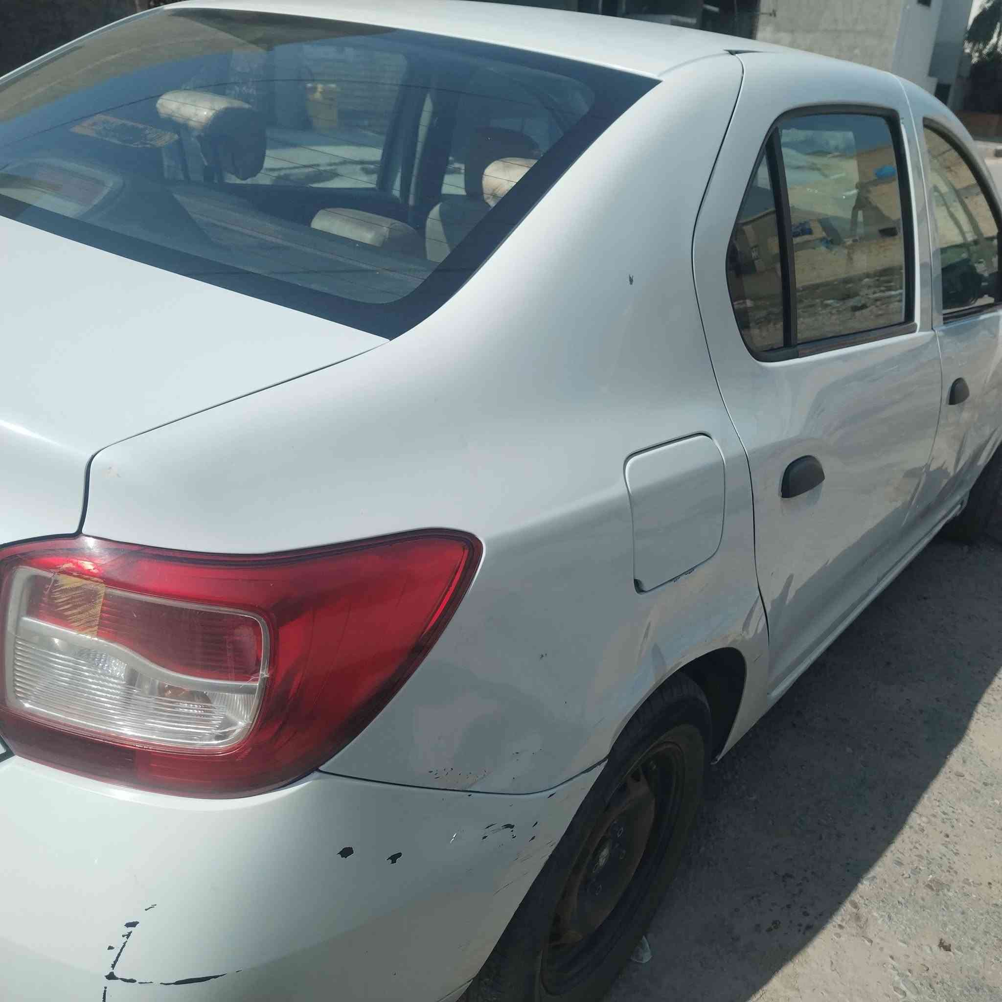 رينو سنبل 16 • اوتوماتك • لا تبديل