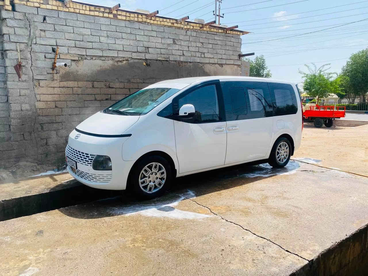 ستاريا 22 كاز محرك سورنتو جديد
السياره كفاله عامه ماعدا بارد بالصندوك 

فول مواصفات 

رقم بصره تحويل 

تخم تاير 

حداديه كلهه جاهزه 

تبريد منظومه جديده 

السعر 240 بيهه مجال كلش بسيط 

رقم الهاتف ***********
