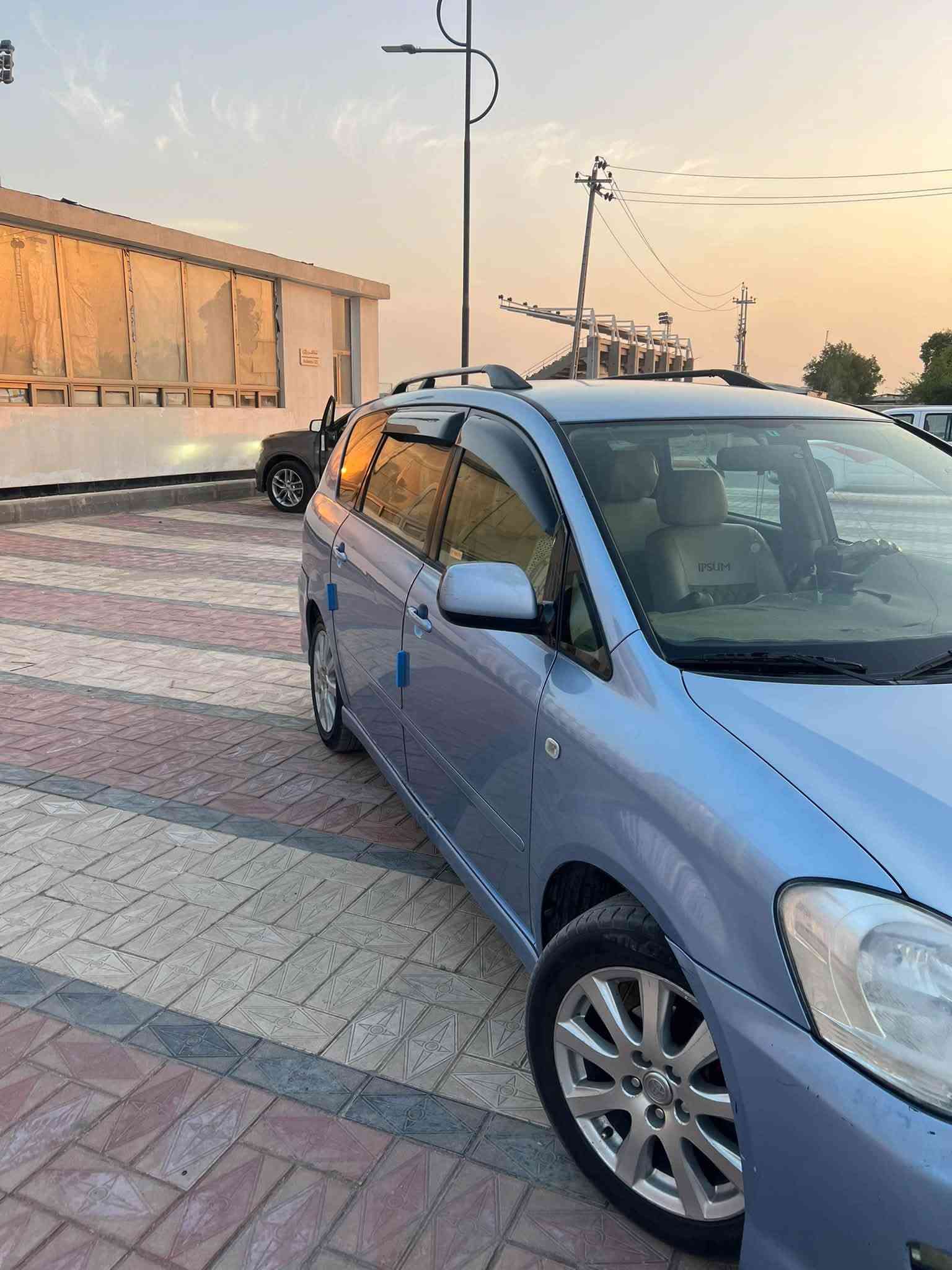 سياره ابصم2003 السياره ب اسمي كامله مكينه وكير وحداديه خير من الله كفاله والتبريد خير من الله ثلج  السياره بيها باب عكس السايق صبغ شي قليل والباب الخلفي تبديل صندوك الجنطه مبدل تخم تاير جديد عارضها ب110 وبيها مجال حك الجيه السياره ب اسمي مكانها حالياً الناصريه ***********
