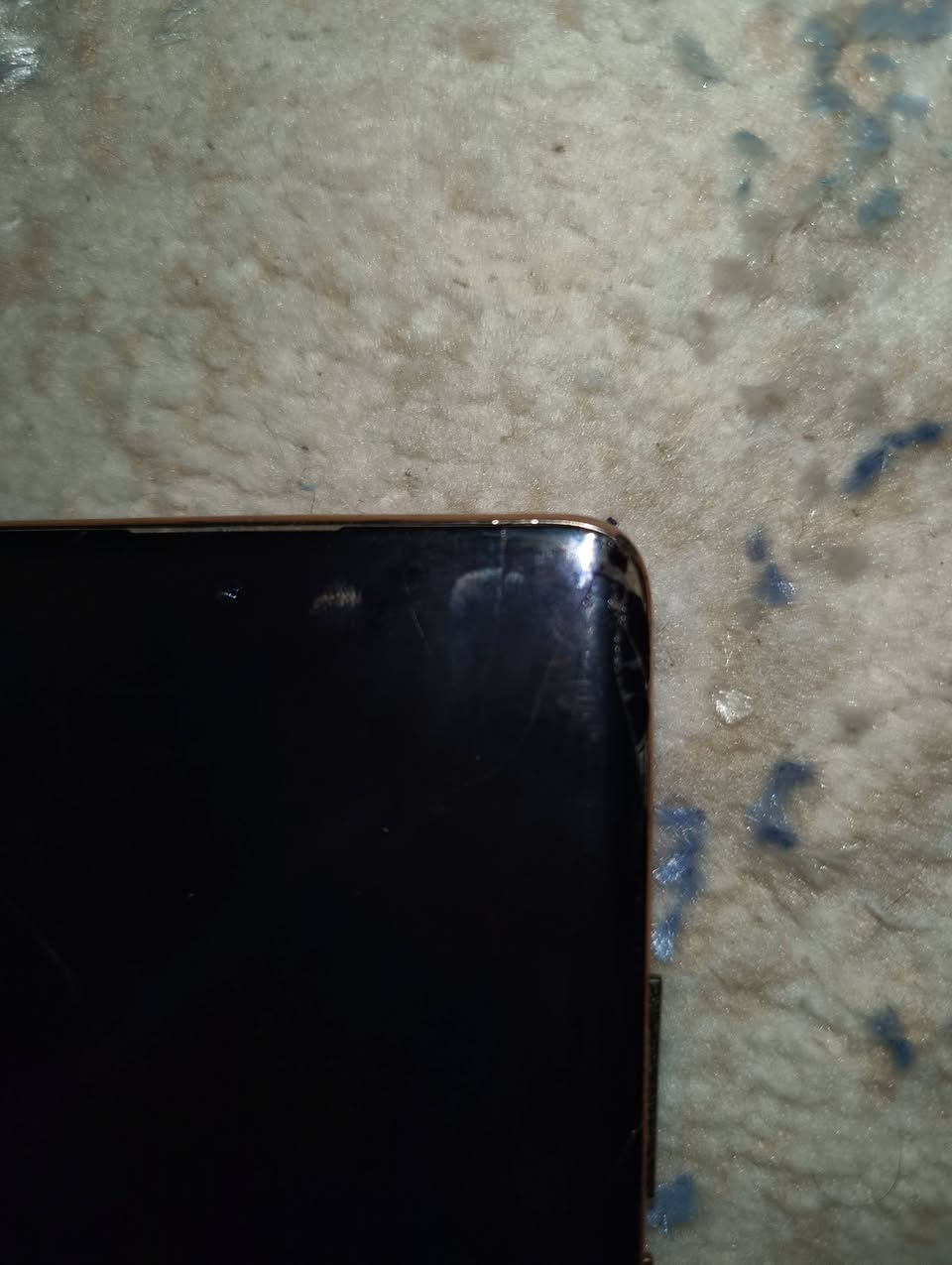 ريلمي ١١ برو 5G • ٢٥٦ • شاشة مكسورة