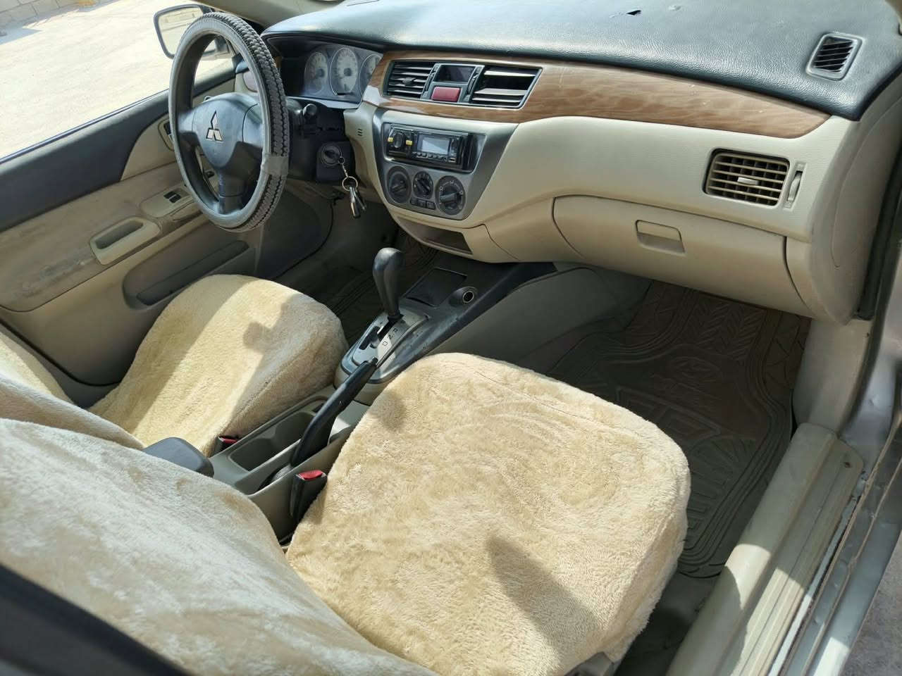 ‏للبيع سياره مستبوشي لانسر موديل 2010 رقم نينوى دولي مصبوغه عام اثر تقحيل جماليه سنويه 2031 السعر 67 ورقه للاستفسار الاتصال على الرقم ***********
