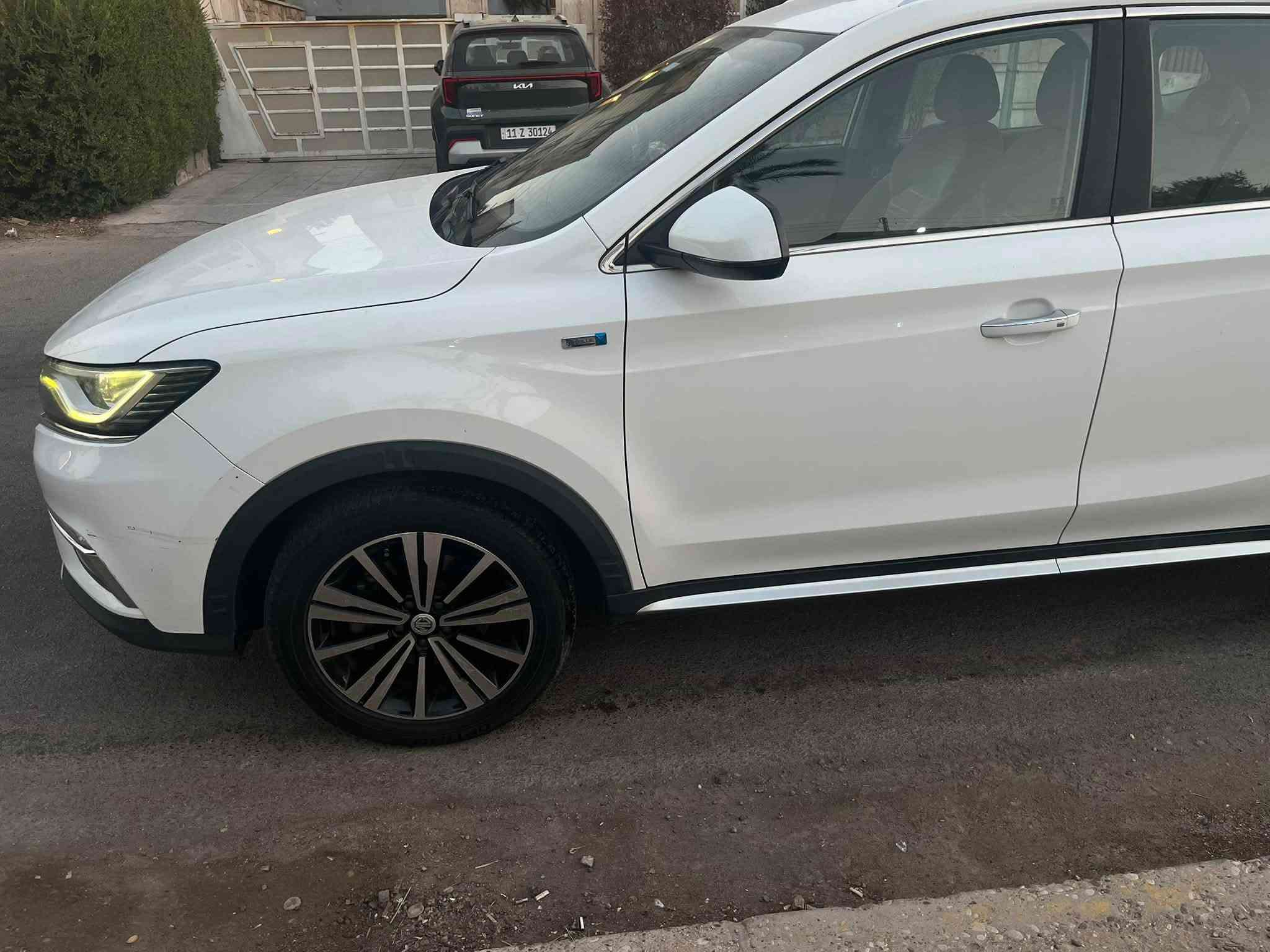 Mg rx5 
موديل 2021
ماشية 71000 كيلو
مابيها أي ضرر ولا حادث فقط چاملغ ايسر شبر بارد 
حدادية صدر جديدة وسنوية جديدة وارقام انگليزي جديدة هذا الشهر طلعتهن
تبريد ثلج+مابيها أي رصعه 
(المحرك 2000cc تيربو)
السعر 115$ وبيها مجال لليجي يشوفها
***********
موجود واتساب للاستفسار
