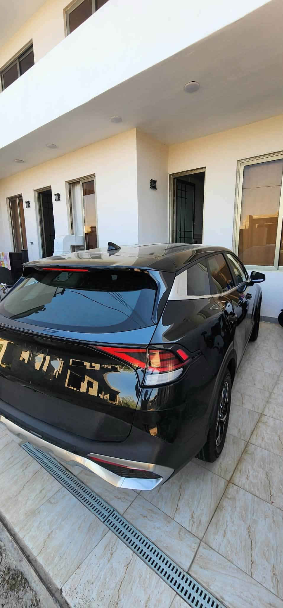 السلام عليكم
للبيع كيا سبورتج 2025  LX

سيارة بدون رقم +بيها رقم مؤقت صالح لمدة 
{3اشهر}تترقم اي محافظة 

ب أسمي المنفيز اني احولك 

وارد امريكي :ضررهااا قبق الجنطة   +دعامية الخلفية

مكينة :2500

1.شاشة كبيرة

2.كامره دواره

3.توقف ذاتي

4.تحديد مسار 

5.هندبريك بصمه

6.رادار امامي 360 درجة

7.تبريد قطعتين 

8.تحذير عند فتح الباب

9.ثلاث مودات قيادة 

10.ماشية 23 mi

مكاني ديالى بعقوبة

للاستفسار انتصال ع رقم***********
