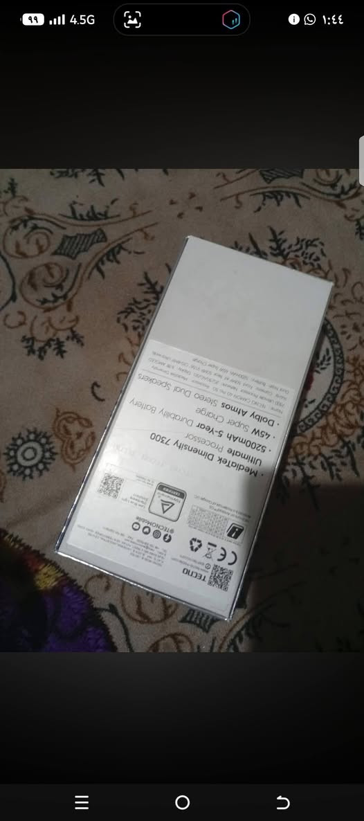 متاح تكنو كمون 40برو 5جي نضيف كلش مكاني بغداد السعر 325 ألف بيع فقط ***********

