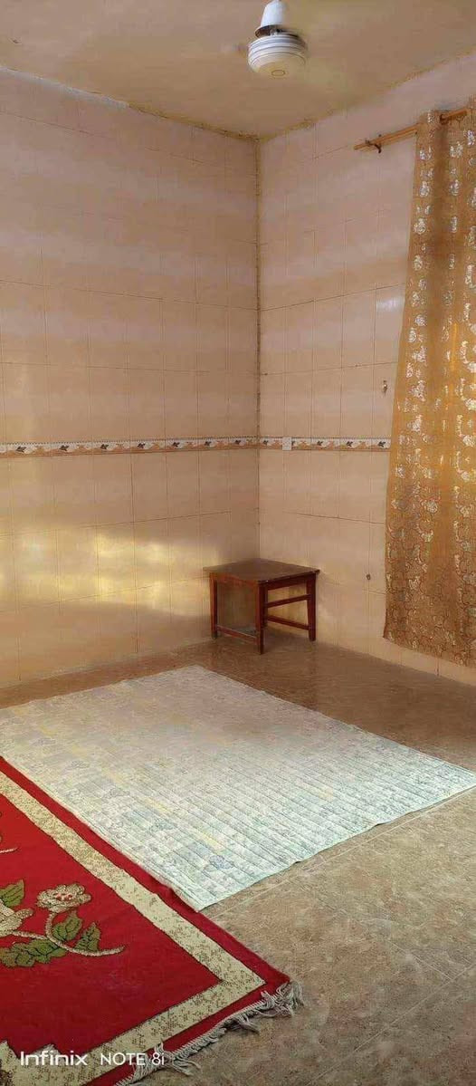 بيت للبيع مساحة 280 زراعي عقد25
في المجمع السكني النفطي حي الصدريين لل استفسار خاص
***********
