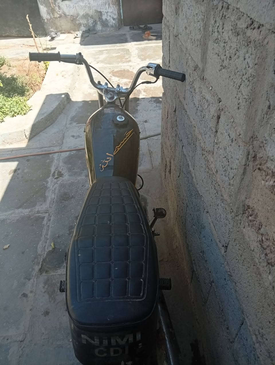 البيع شغله مابيه اي نقص سعره 250وبيه مجال حك جيه مكاني بغداد موجود وتساب فقط
***********
